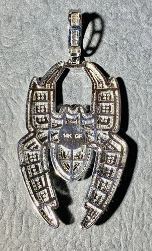 Vista 4 de Shop-iGold Colgante de plata helada para hombre y mujer, con acabado de oro italiano, cadena cubana real, acero inoxidable, joyería Mans, colgante