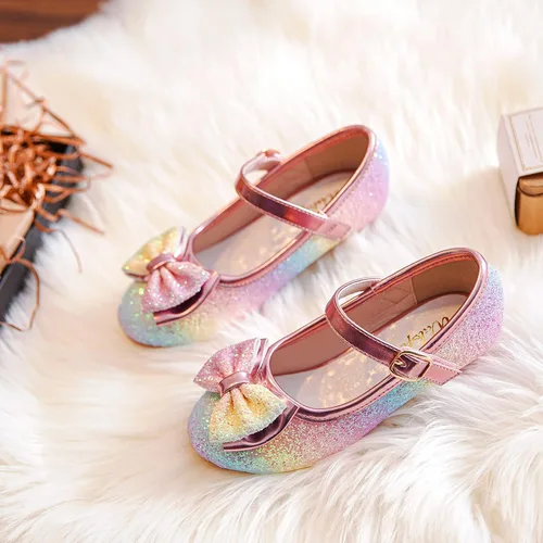 Vista 4 de Walofou Zapatos de vestir para niñas de flores, zapatos de tacón para fiesta de boda, zapatos planos de princesa Mary Jane para niños pequeños