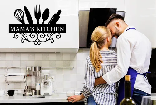 Vista 4 de Letrero de nombre de cocina personalizado, letrero de cocina familiar, decoración de pared de cocina, letrero de metal con nombre de familia, regalo