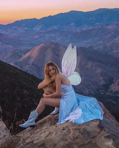 Vista 6 de Alas de hadas para niños adultos, disfraz de hadas para mujer con orejas de elfo y corona de flores, alas de mariposa para Halloween y fiesta
