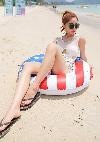 Vista 4 de Anillos de natación con bandera estadounidense de 35.4 pulgadas para adultos y adolescentes, flotador de piscina inflable portátil, tubo flotante