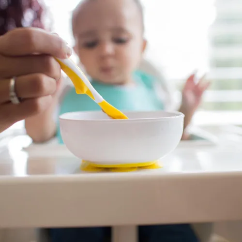Vista 9 de Dr. Brown's Cucharas suaves para niños pequeños con mango largo para destete guiado por bebés, sin BPA (paquete de 72)