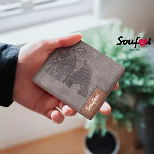 Vista 7 de SOUFEEL Billeteras personalizadas con fotos para hombres, billetera de cuero delgado con 2 imágenes, regalos personalizados para el día del padre