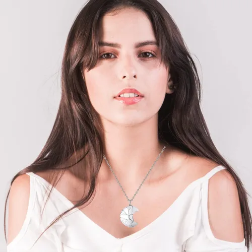 Vista 4 de MAIBAOTA Collar de cristal curativo, collar de luna creciente envuelta en alambre de árbol de vida, collar con colgante de piedra natural de reiki