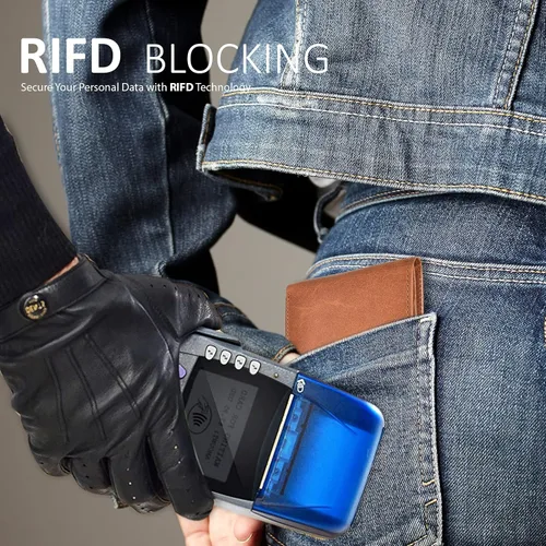 Vista 3 de Handmade RFID Leather Bifold Wallets For Men in Multiple Colors offering 9 Cards and 1 ID Slots
