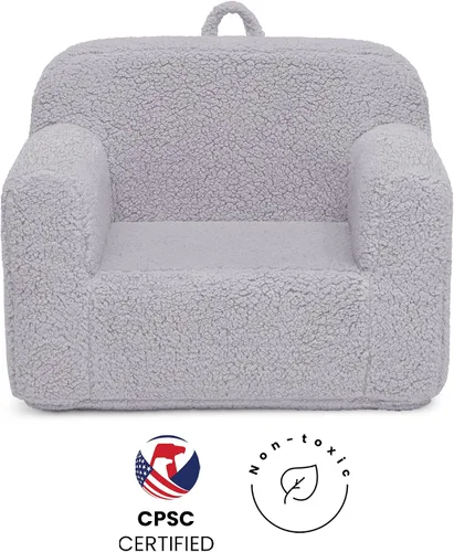 Vista 7 de Delta Children Cozee - Silla Sherpa para leer, con reposabrazos Disponibilidad de cojín, gris
