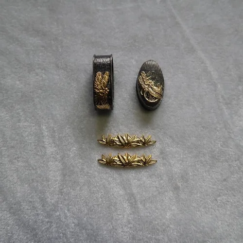 Vista 18 de Espada samurái japonesa KOSHIRAE – Fuchi Kashira Menuki 01-77