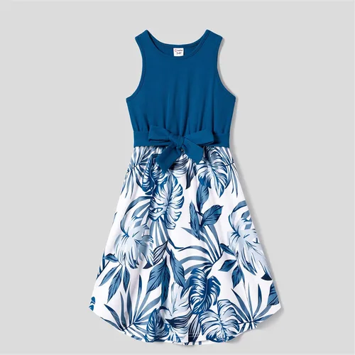 Vista 4 de PATPAT Conjunto de vestidos a juego para la familia, para la playa, para mamá y yo, con estampado floral tropical, vestido largo y camisas