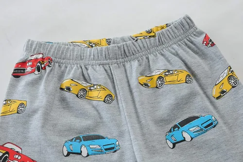 Vista 7 de Pijamas de algodón para niños pequeños, conjunto de 2 piezas con diseño de camión de bomberos, ropa de dormir de excavadora, ropa de verano