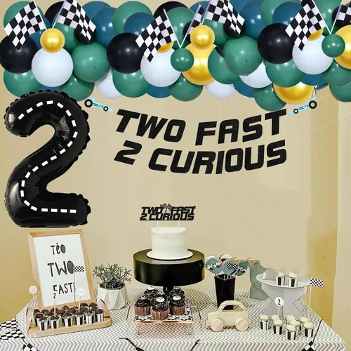 Vista 5 de Two Fast Two Curious - Decoraciones de cumpleaños, suministros de fiesta de coche de carreras, kit de arco de guirnalda de globos Let's Go Racing