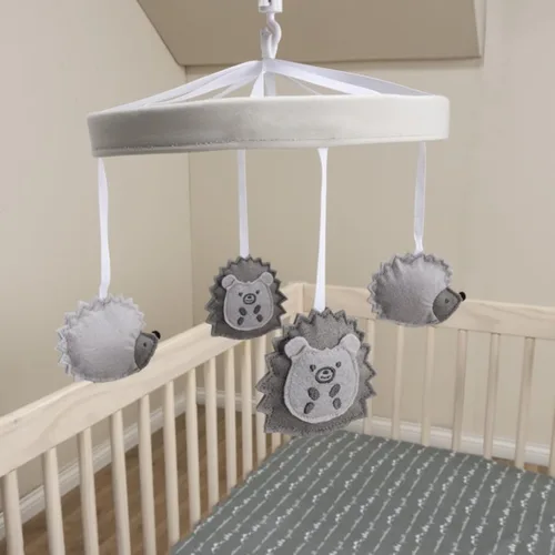 Vista 3 de Sammy & Lou Hedgehog - Móvil para cuna con música, brazo móvil para cuna estándar