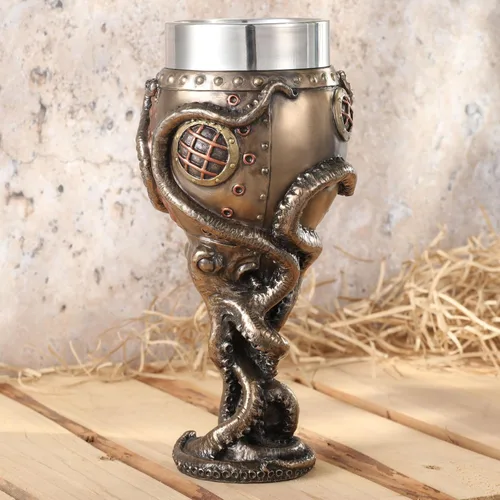 Vista 6 de Copas de resina Steampunk Latón Pulpo Agarrando Bathysphere Cubilet 3.5 X 7.25 X 3.5 Pulgadas Bronce