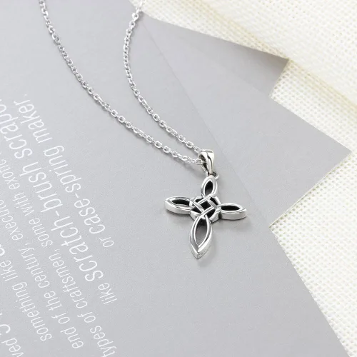 Vista 4 de Collar con colgante de nudo celta de plata de ley 925, joyería de moda para mujer, cadena Rolo de 18 pulgadas