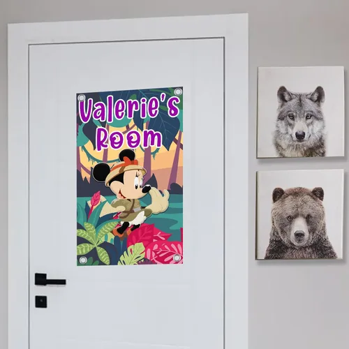 Vista 3 de Cartel con nombre de puerta de ratón Letrero para habitación de niños 14 x 22 pulgadas (Minie Safari #1)