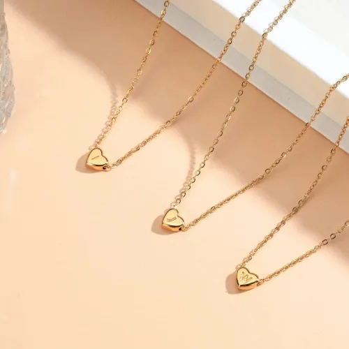 Vista 7 de WanBigVa Collar con inicial en capas de oro para mujer, hecho a mano, chapado en oro de 14 quilates, collar con dije de corazón pequeño, collar