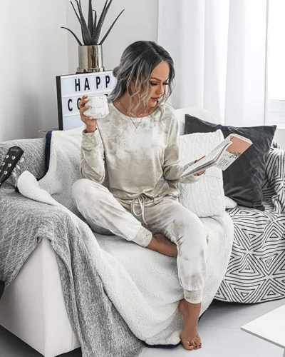 Vista 4 de Prettygarden - Conjunto de pijama para mujer, teñido anudado, de dos piezas, pijama con camiseta de manga larga y pantalón largo, con bolsillos