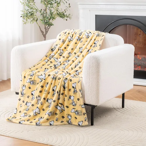 Vista 37 de Berkshire Peanuts® VelvetLoft® - Manta de felpa de Snoopy con bonito personaje, acogedora manta Fairisle Crimson Neutral, manta de 55 x 70 pulgadas