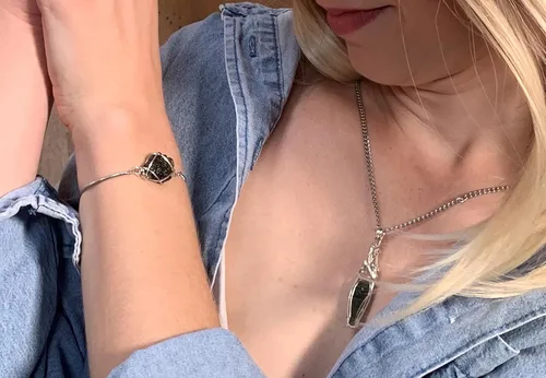 Vista 5 de Cristal de moldavita genuino, colgante grande de diamantes Herkimer - MUY alta vibración República Checa Tektite piedra curativa Reiki S61