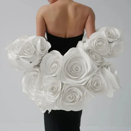Vista 3 de Capa de bíceps para mujer con flores 3D para fiesta