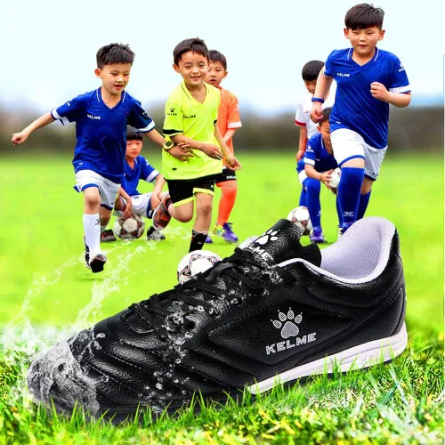 Vista 2 de KELME Zapatos de fútbol de interior para hombre, tacos de fútbol con soporte de arco, tenis de fútbol sala de rendimiento
