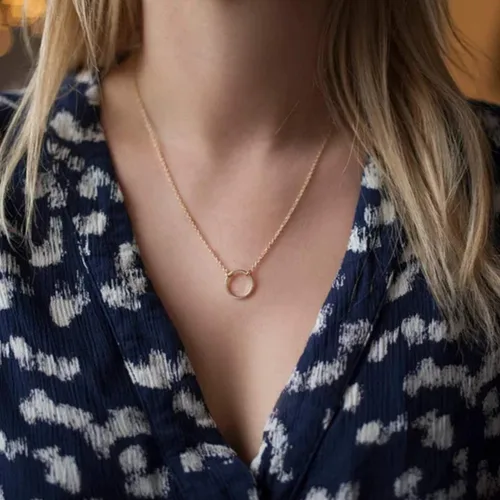 Vista 6 de YANCHUN Gargantilla en capas para mujer, collar apilado a la moda para mujer, gargantilla de círculo de estrella, corazón y estrella, regalos