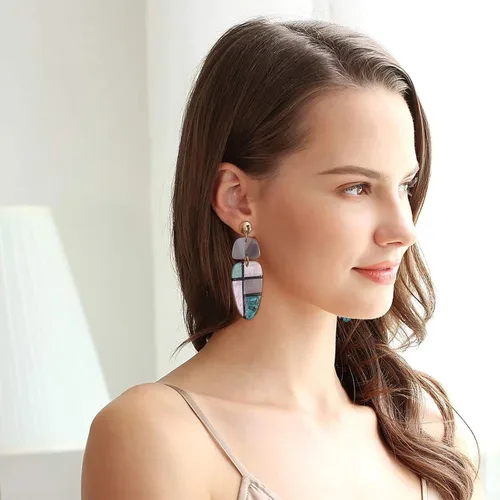 Vista 2 de ENSKEFEN Acrylic Earrings for Women Boho Drop Dangle Earrings Geometric Statement Earrings Colorful Resin Acetate Earrings Retro Fashion Jewelry