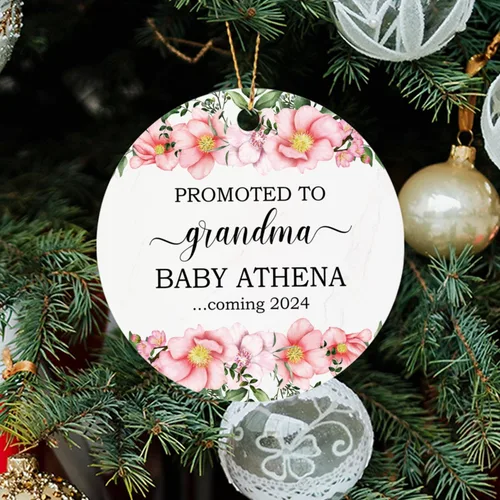 Vista 31 de Adorno personalizado para bebé que llega 2027, adorno de Navidad de Bump, elige el nombre del bebé y el año de Navidad para el nuevo abuelo abuela