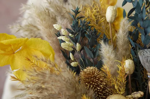 Vista 7 de Yellow SeriesRose - Ramo de boda bohemio, ramo de hierba de las pampas, ramo de flores secas de 12 pulgadas (Y01)