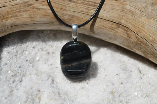 Vista 7 de Collar de cordón de cuero con piedra de palma de ojo de tigre azul, Piedra de ojo de tigre azul