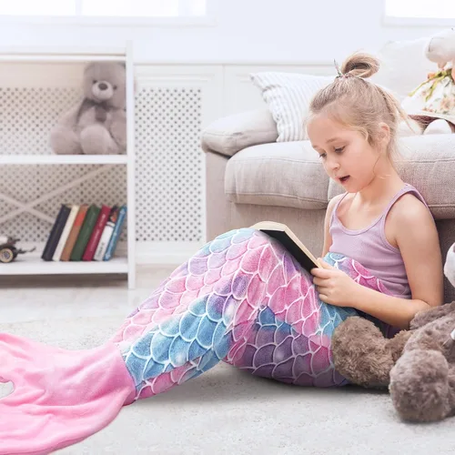Vista 6 de WERNNSAI Manta de Cola de Sirena para Niños - Manta Ponible de Sirena que Brilla en la Oscuridad para Niñas de Invierno Franela Suave con Escamas