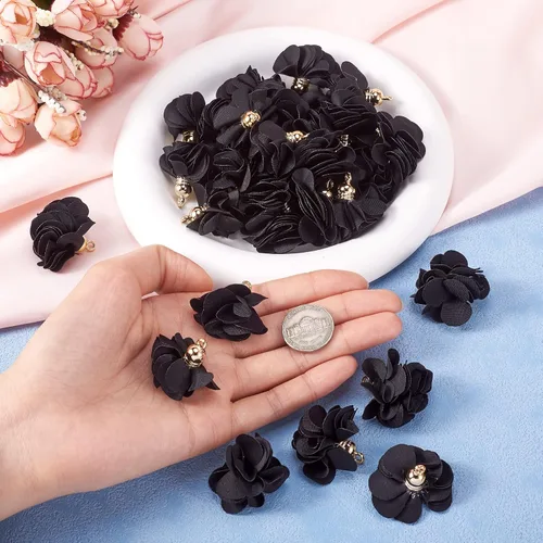 Vista 4 de Cheriswelry 50 colgantes de tela de tela de flores de tela negra con pétalos florales con tapa dorada en forma de campana para manualidades, aretes