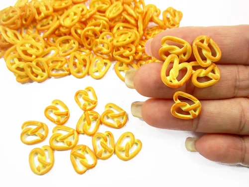 Vista 6 de Lote 20 Pretzel Suelto Panadería Pan Casa de Muñecas Miniaturas Alimentos Suministro 12156 Handmade clay bakery treats group lot, loose mini 20