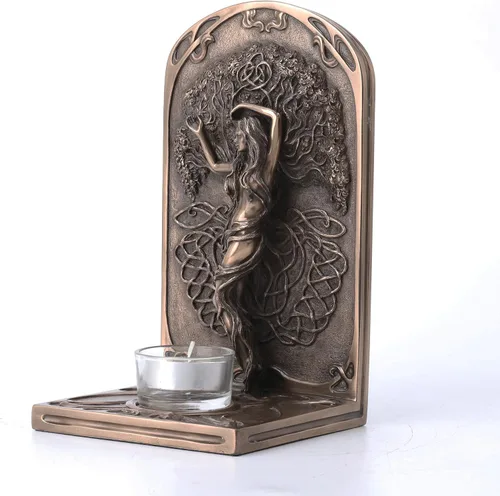Vista 2 de Selina Fenech - Candelabro mágico con diseño de árbol de la vida, acabado en bronce antiguo