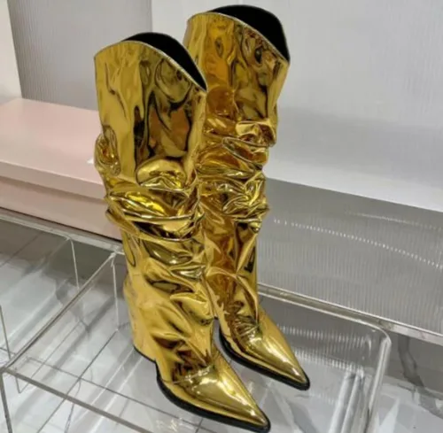 Vista 29 de Vertundy Botas altas hasta la rodilla metálicas con punta puntiaguda para mujer, botas altas de tacón alto de charol plisadas, botas largas plisadas