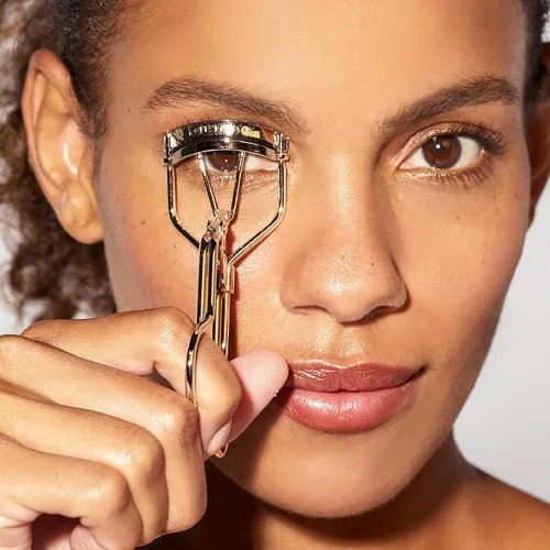 Vista 4 de Tweezerman Curl 38 - Rizador de pestañas para ojos en forma de almendra, oro rosa