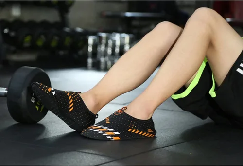 Vista 3 de Zapatos acuáticos de verano para la piel del agua, calcetines deportivos sin cordones para piscina, playa, natación, yoga