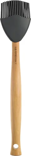 Vista 4 de Le Creuset Cepillo para untar de silicona Craft Series, 10 1/2 "x 2 1/8", Cerise