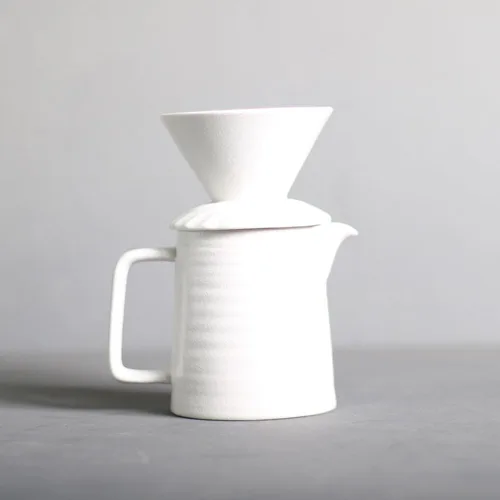 Vista 11 de Juego de cafetera negra hecha a mano, jarra de café de cerámica a prueba de calor ACM01B