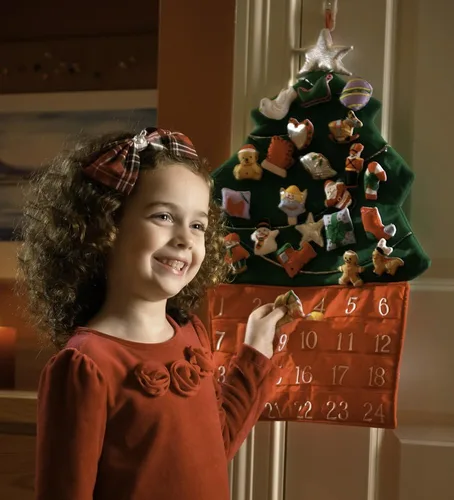 Vista 2 de Calendario de adviento con árbol de Navidad (cuenta regresiva para Navidad)