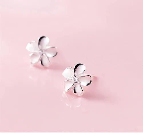 Vista 6 de Reffeer Aretes de tuerca de plata de ley 925 maciza con diseño de flor de plumeria para mujeres y adolescentes
