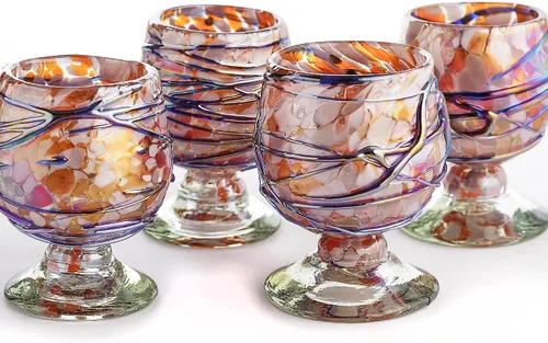 Vista 22 de Vasos de Chupito de Tequila Auténticos Mexicanos Soplados a Mano - Juego de 4 - 2 oz - Mini Vasos de Coñac - Base Pesada - Coñac (Aurora Boreal)