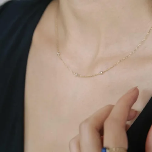 Vista 4 de HONEYCAT - Collar de trio con bisel de cristal pequeño en oro, oro rosa o plata joyería minimalista y delicada