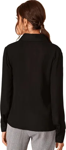 Vista 2 de SweatyRocks Blusa básica de gasa lisa con cuello y botones para mujer