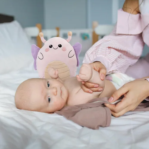 Vista 6 de KINREX Peluche de mariposa – Almohada colorida de abrazo, juguete suave y lindo para niños, niñas, niños, ideal para ocasiones especiales, mide 12