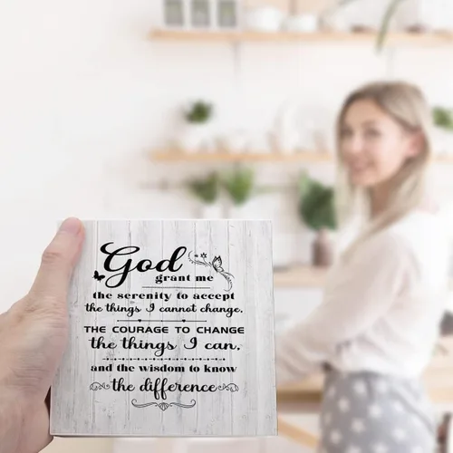 Vista 6 de Letrero de madera con texto en inglés «God Grant Me the Serenity to Accept The Things I Cannot Change», decoración de escritorio con versículo