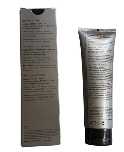 Vista 4 de Mary Kay MK Men Daily Facial Wash Cleanser 3.3 fl. oz. / 3.2 fl oz