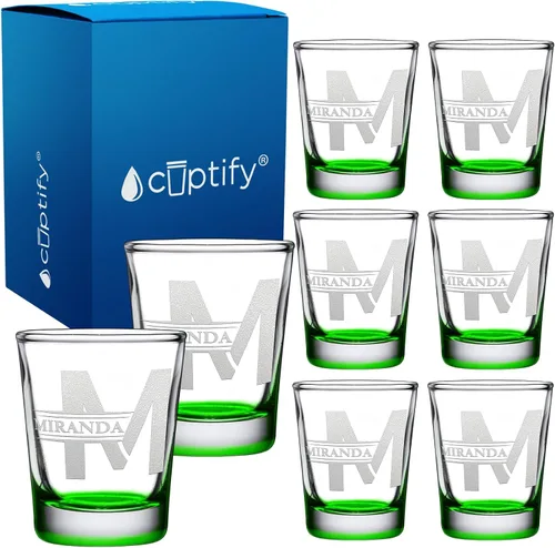 Vista 63 de Cuptify Inicial de cristal con monograma y nombre de 2 onzas, parte inferior negra grabada con texto personalizado para regalos, bodas, cumpleaños