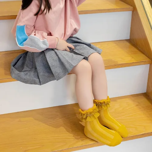 Vista 5 de HOUSEYUAN Calcetines de vestir blancos con volantes para bebé y niña, con encaje de algodón, con volantes