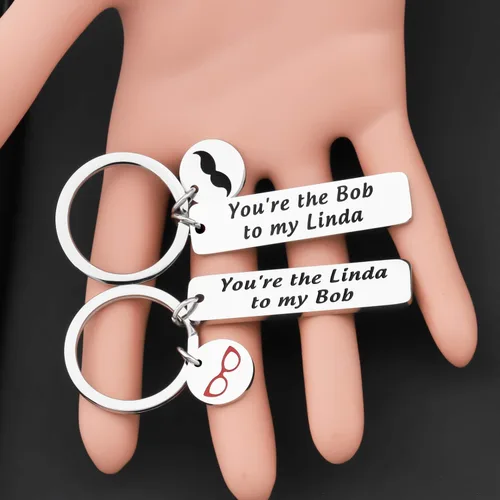 Vista 4 de FAADBUK Regalo inspirado en hamburguesas para parejas, juego de keychian You're the Linda to my Bob regalo del día de San Valentín