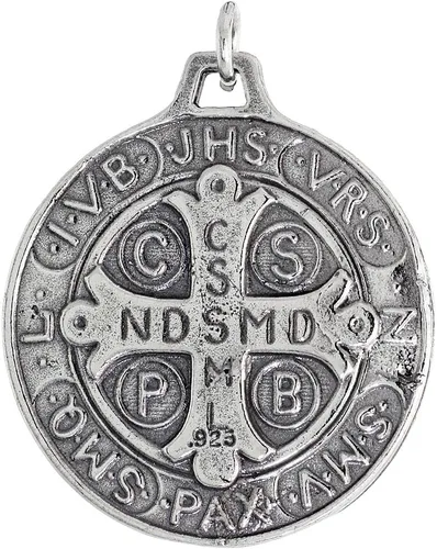 Vista 2 de 4 sizes 15-28mm Sterling Silver St Benedict Medal Necklace Oxidized finish available with or wo Chain